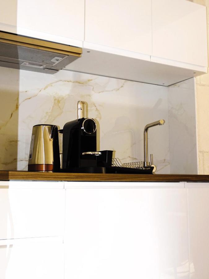 Augustins Fountain Studio Cosy Aix Centre Historique A 3 Minutes De Cours Mirabeau -Wifi-Smart Tv-Rue Calme Aix-en-Provence Eksteriør billede