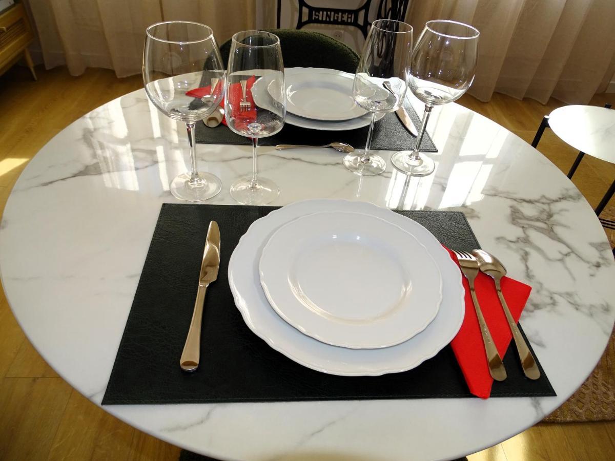 Augustins Fountain Studio Cosy Aix Centre Historique A 3 Minutes De Cours Mirabeau -Wifi-Smart Tv-Rue Calme Aix-en-Provence Eksteriør billede