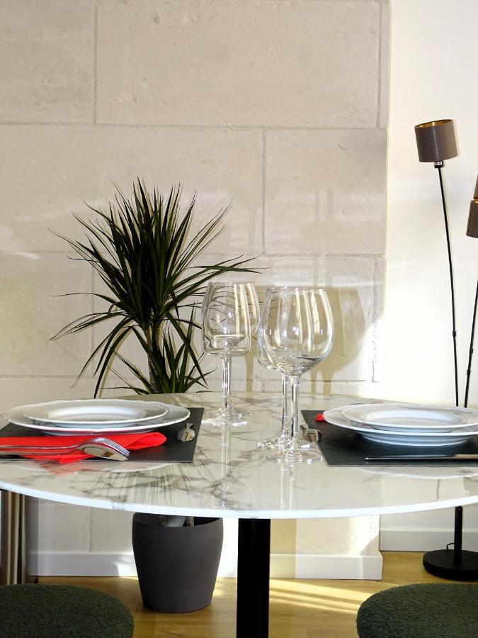 Augustins Fountain Studio Cosy Aix Centre Historique A 3 Minutes De Cours Mirabeau -Wifi-Smart Tv-Rue Calme Aix-en-Provence Eksteriør billede