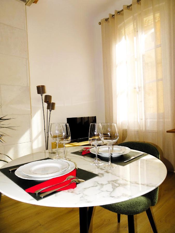 Augustins Fountain Studio Cosy Aix Centre Historique A 3 Minutes De Cours Mirabeau -Wifi-Smart Tv-Rue Calme Aix-en-Provence Eksteriør billede