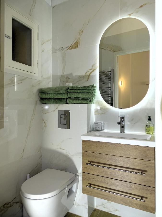Augustins Fountain Studio Cosy Aix Centre Historique A 3 Minutes De Cours Mirabeau -Wifi-Smart Tv-Rue Calme Aix-en-Provence Eksteriør billede